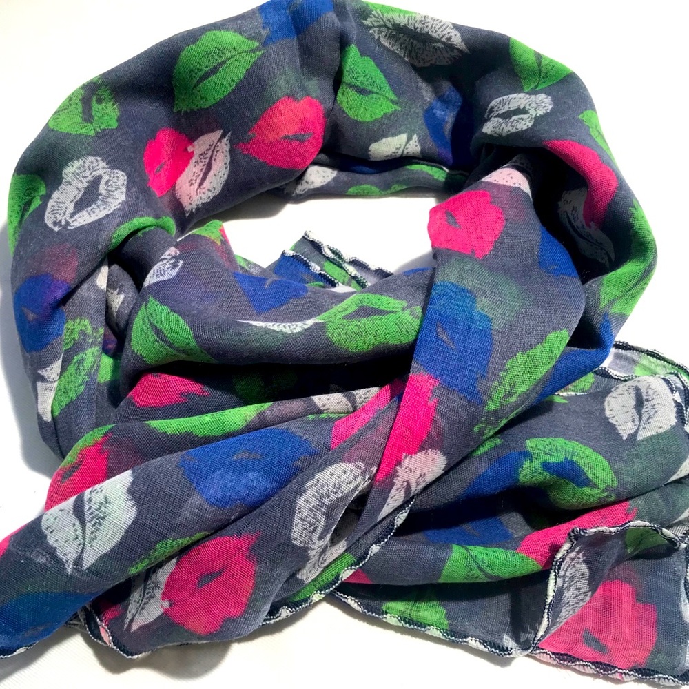 Brand New Kiss Scarf